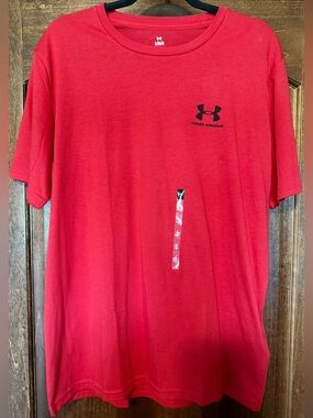 Under Armour Men’s Large Red Loose Fit Logo T-Shirt NWT